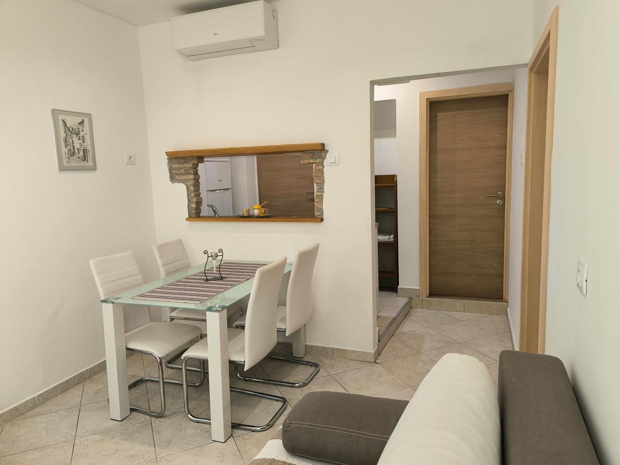 Rooms And Apartment Matika 罗维尼 外观 照片